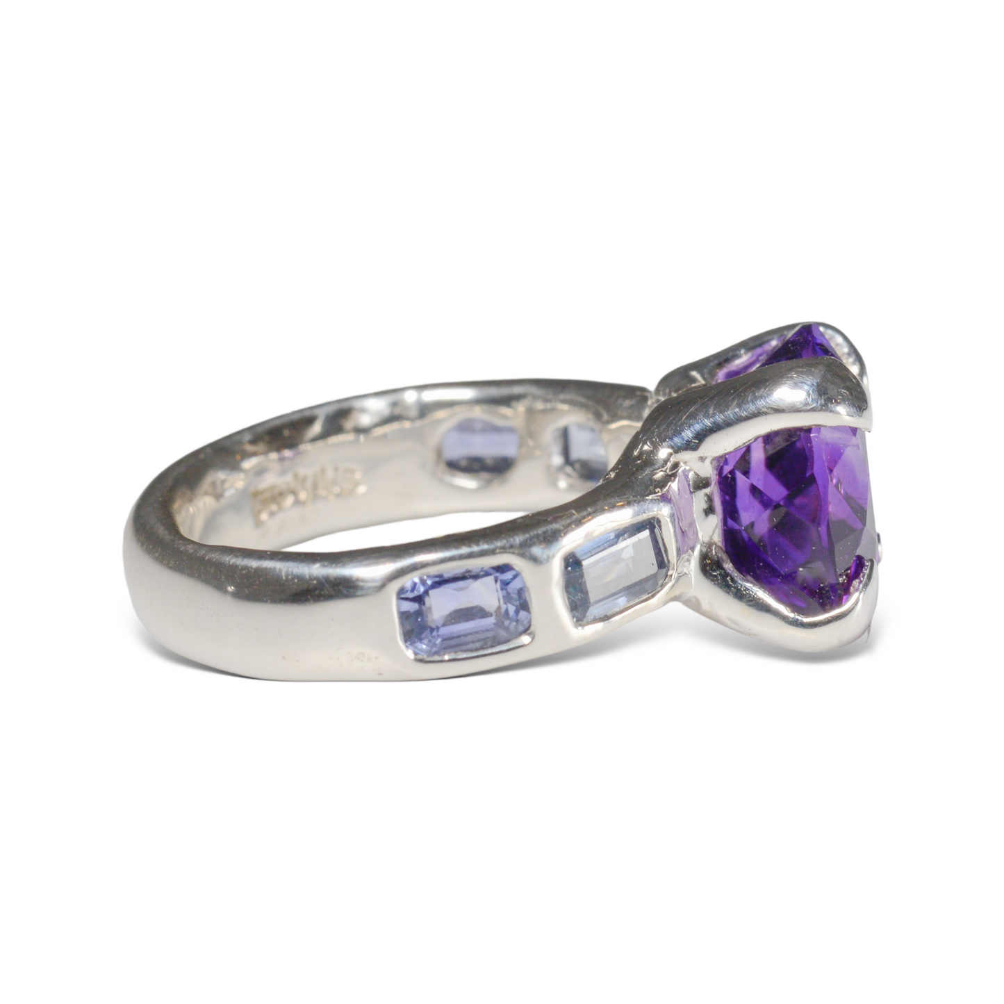 Iris Ring