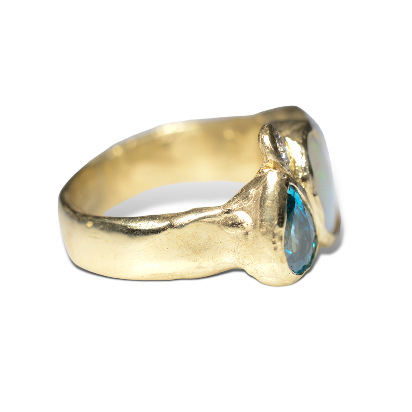 Lively Ring