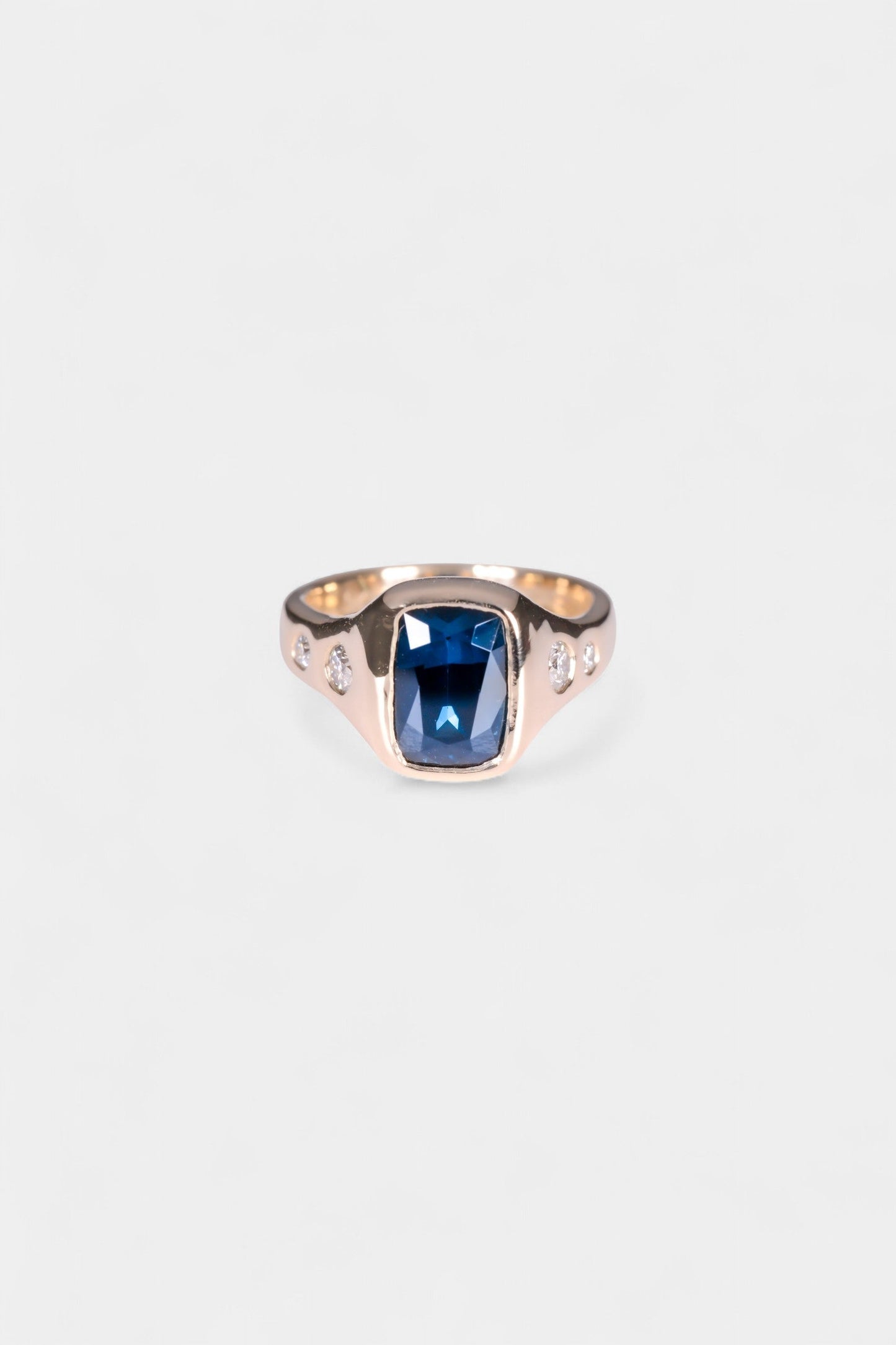 Melodrama Ring