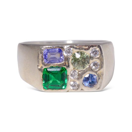 Emerald Vision Signet Ring