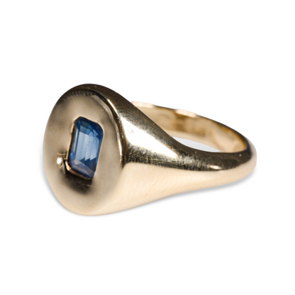 Lilo Signet Ring