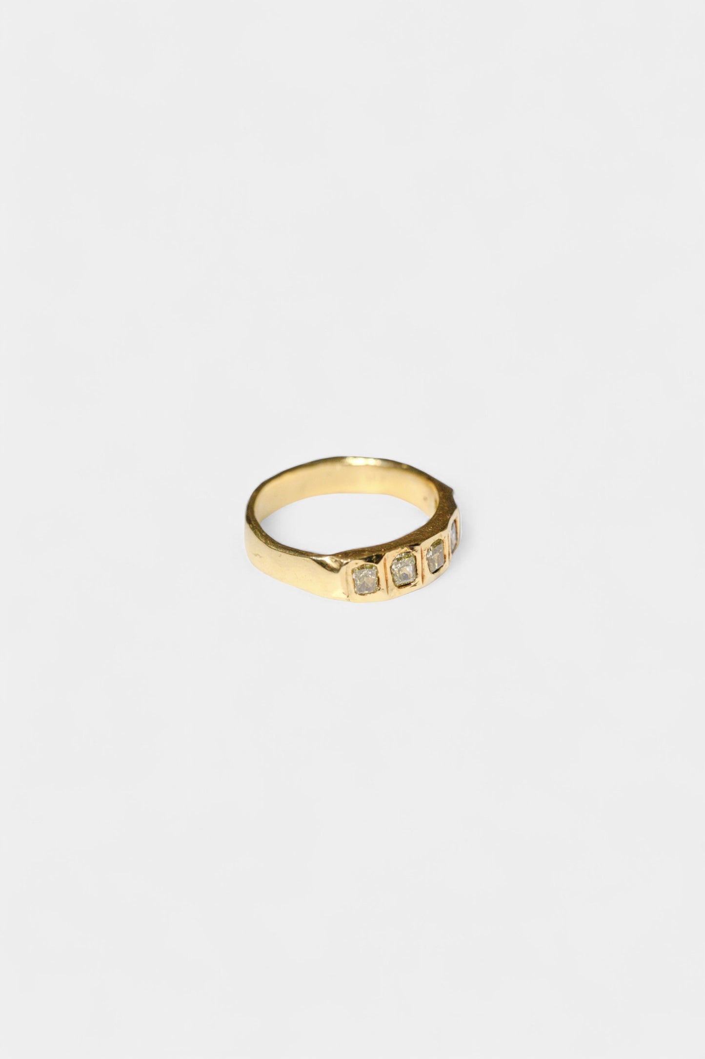 Fenestella Stacker Ring