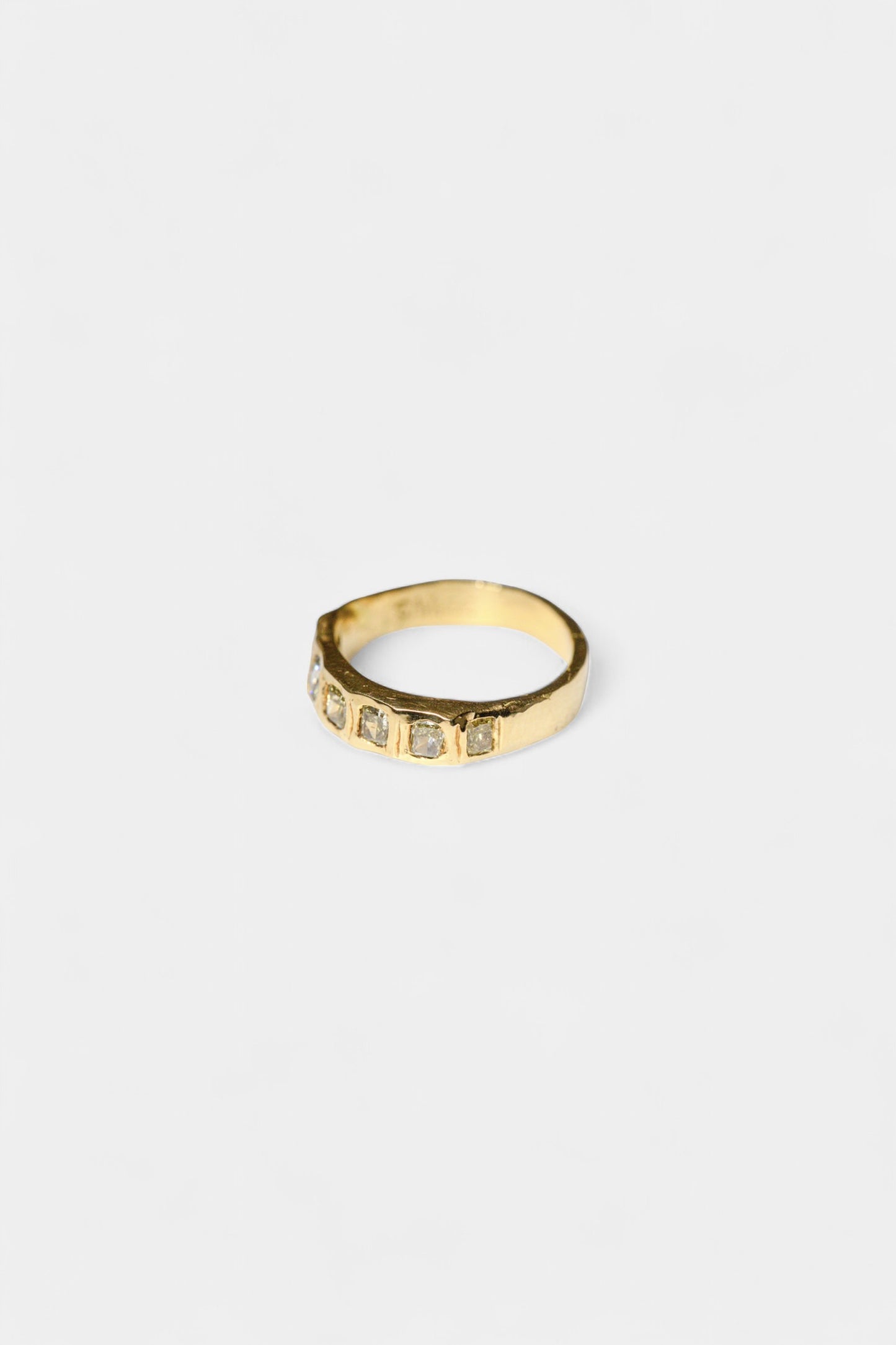 Fenestella Stacker Ring