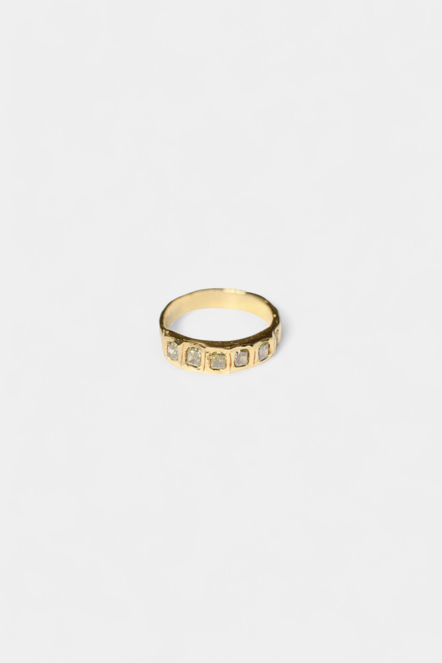 Fenestella Stacker Ring